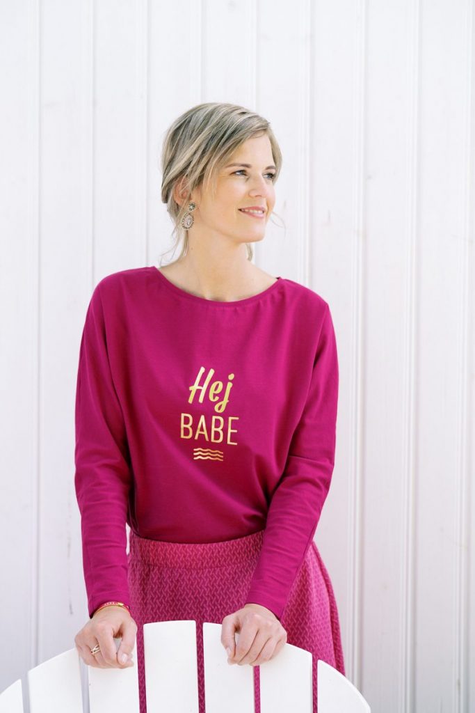 T-Shirt „HEJ BABE“, Mum-Edition